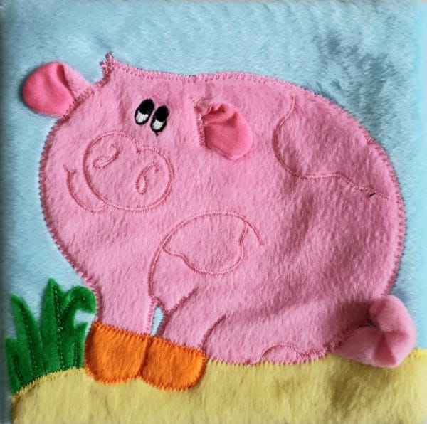 oink! On the Farm Cuddle Book
